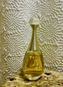 Dupe J'Adore : Le Secret pour Sentir Bon Comme un Luxe à Petit Budget 3 j'adore dior dupe Archives