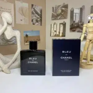 Détail visuel du guide « Meilleur clone bleu de chanel : mon expérience pour trouver l’alternative parfaite »