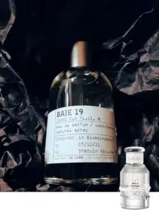 Analyse des couleurs du jus et des coûts entre un parfum de niche luxueux et un dupe haute concentration sans frais de marketing